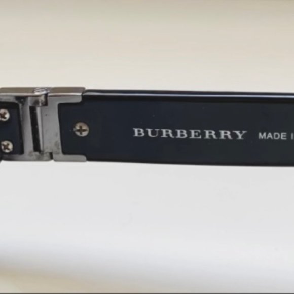 Burberry Glasses With Case & Cloth - Picture 6 of 6